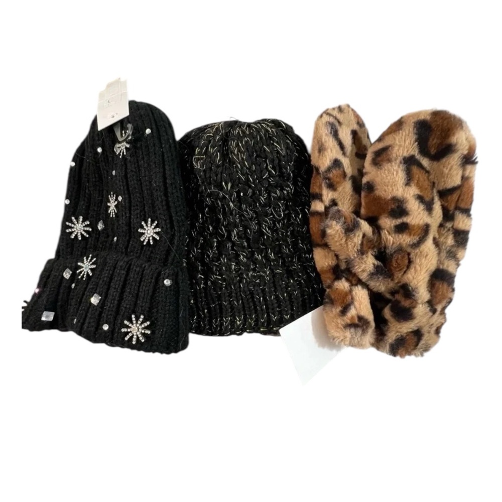 Nordstrom -‎ 2 beanies And 1 Mitten, Bundled, Ladies. One Size, NWT